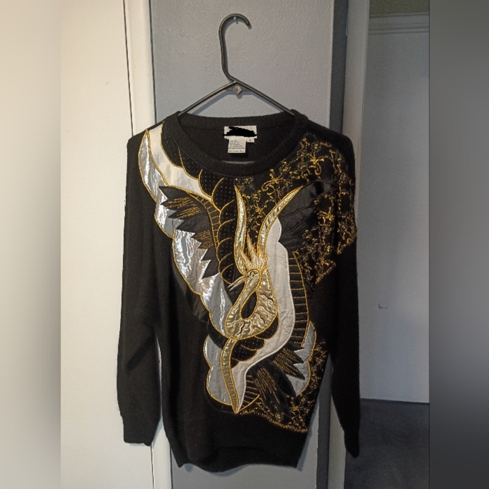 Elegant Black and Gold Vintage Sweater